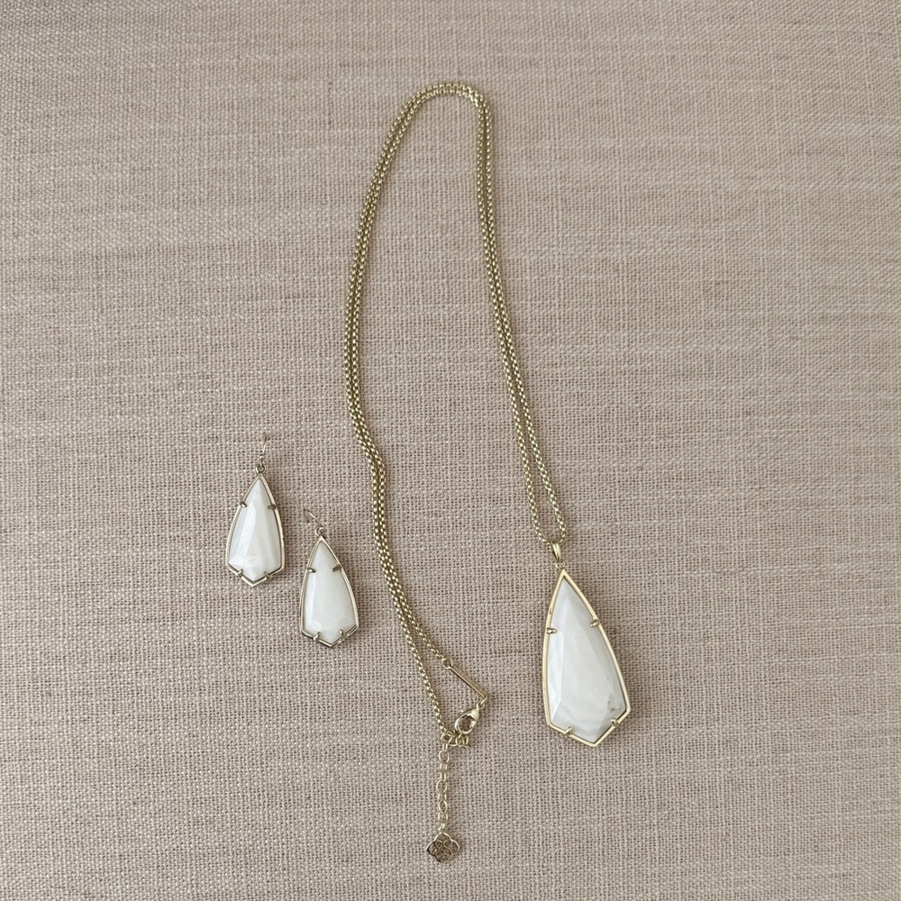 Kendra Scott Pendant and Earring Set, Gold, White Stone